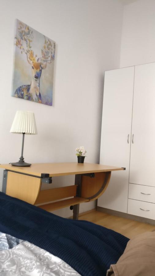 Roooms By Jr Apartament *